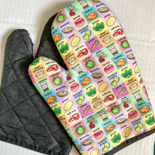 Load image into Gallery viewer, Sunday Dinner Oven Mitts