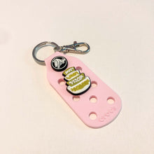 Load image into Gallery viewer, Pyrex Mixing Bowls Shoe Charm