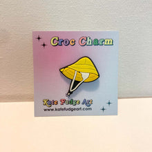 Load image into Gallery viewer, Sou'wester Shoe Charm